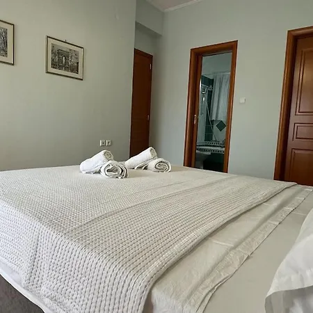 Sunny And Spacious Luxury House * Pirgetos