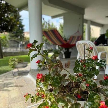 Sunny And Spacious Luxury House * Pirgetos