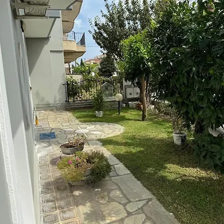 Apartment Sunny And Spacious Luxury House *
