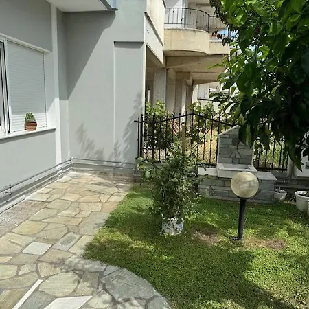 Sunny And Spacious Luxury House Apartment Pirgetos